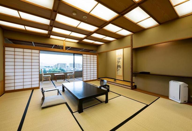 غرفة قياسية, Tokiwa