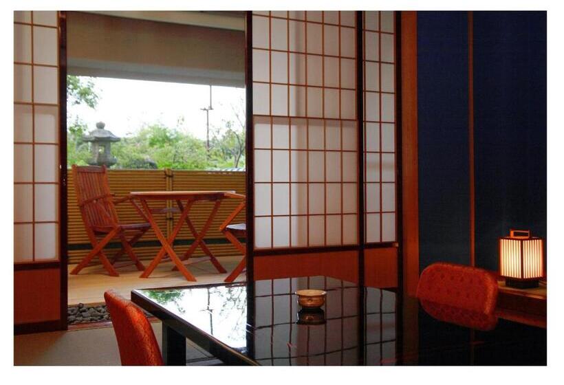 סוויטה, Yuya Ruru Saisai