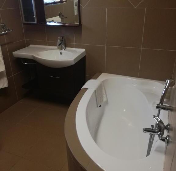 غرفة عائلية, Belmont Guest House