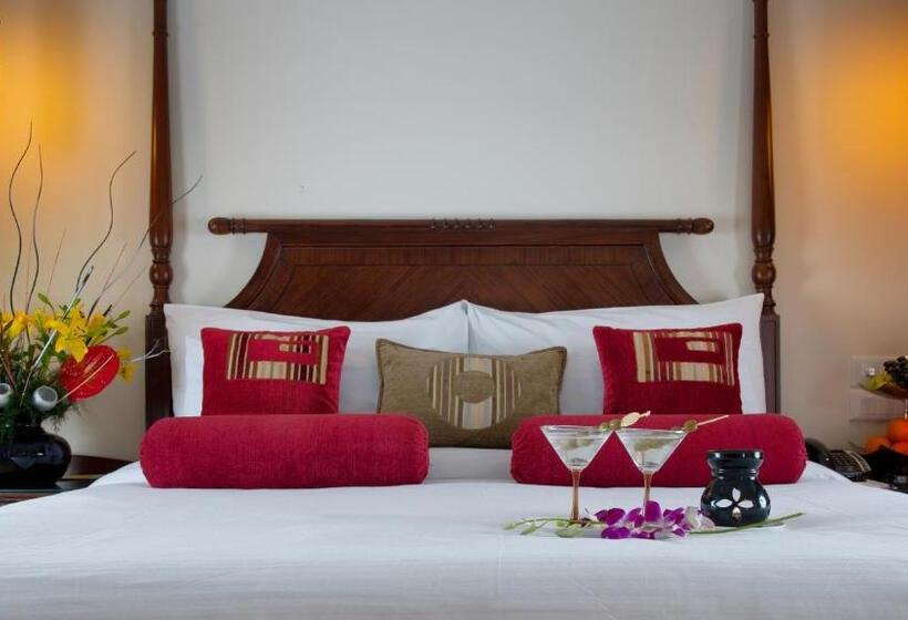 テラス付きスタンダードルーム, Royal Orchid Fort Resort