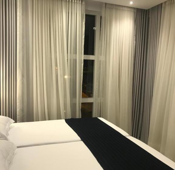 Апартаменты 1 Спальня с Балконом, Flats Monsenhor31   Localizado No Centro Da Cidade