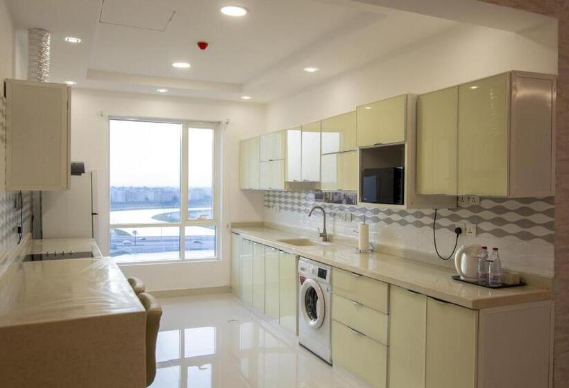 جناح ديلوكس, Veliton