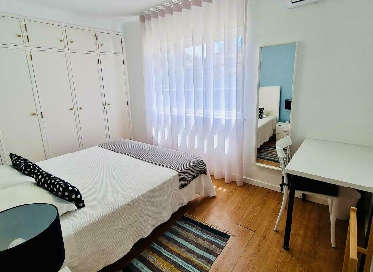 اتاق استاندارد با چشم‌انداز باغ, Moro S Friends House   Cascais