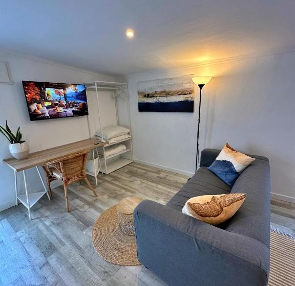 استودیو استاندارد با چشم‌انداز باغ, Moro S Friends House   Cascais