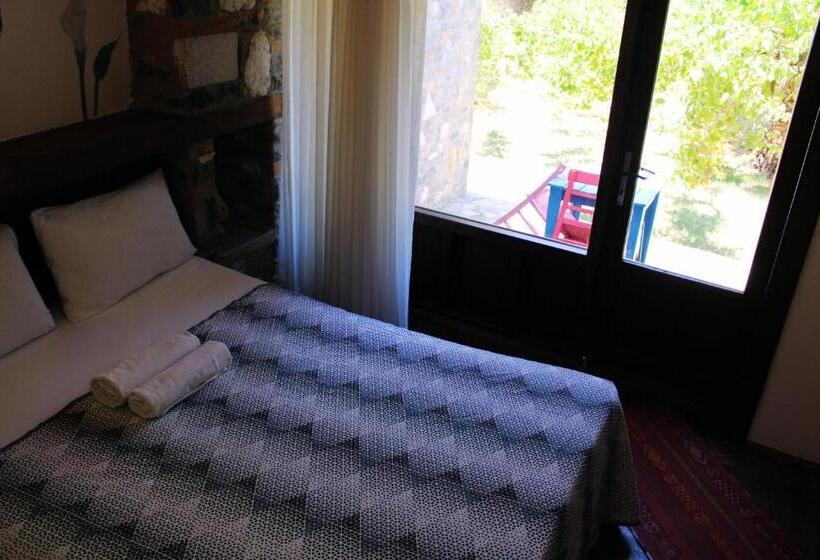 اتاق استاندارد, Pir Efes Konakları