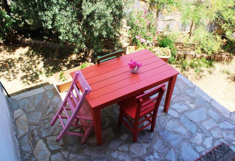 اتاق استاندارد, Pir Efes Konakları