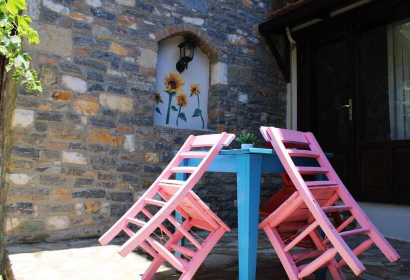 اتاق استاندارد, Pir Efes Konakları