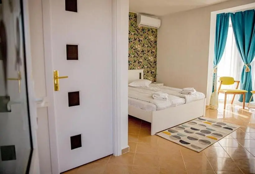 Apartament 1 Sypialnia Ogród, Spot Vama Veche