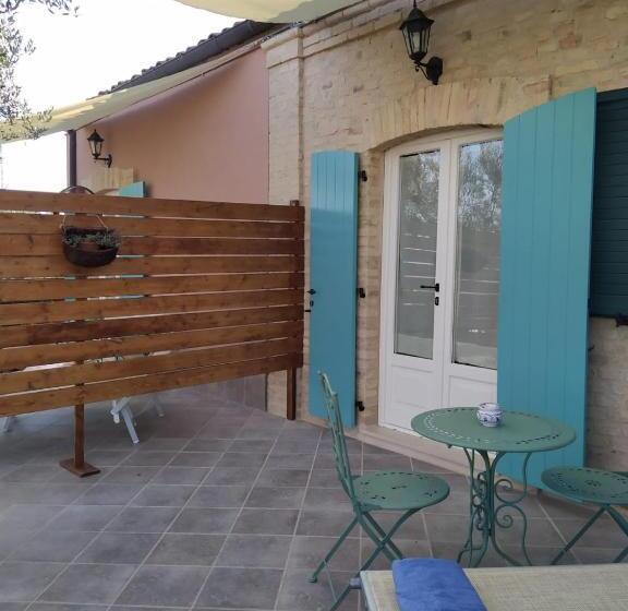 إستوديو ديلوكس, B&b Villa Melania