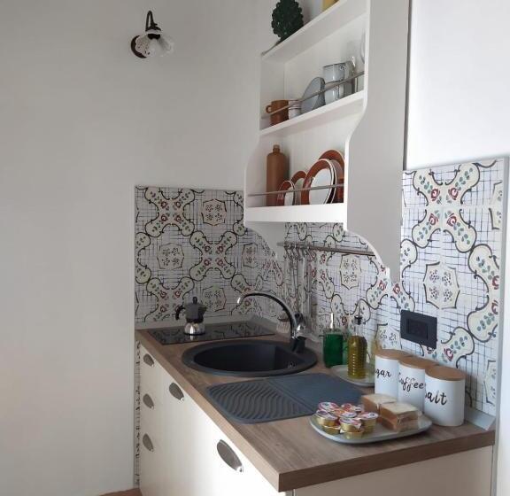 إستوديو ديلوكس, B&b Villa Melania