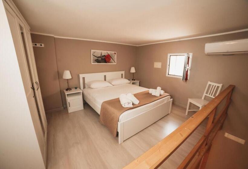 デラックスルーム, G Room