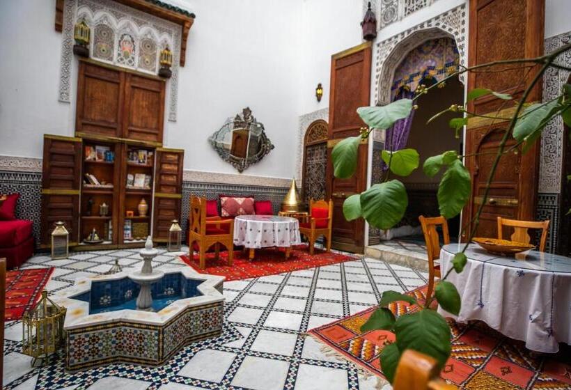 اتاق لوکس یک تخته, Riad Arabella
