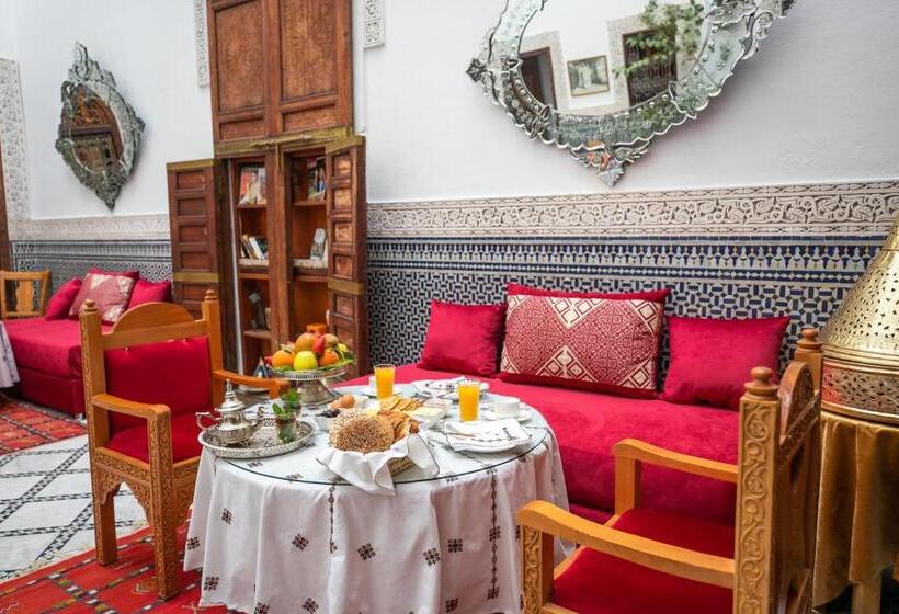 اتاق لوکس یک تخته, Riad Arabella