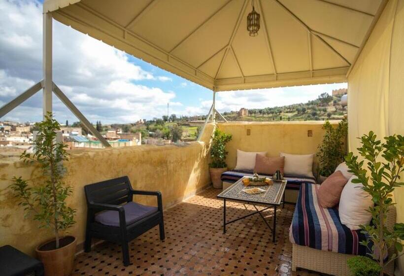 اتاق لوکس, Riad Arabella