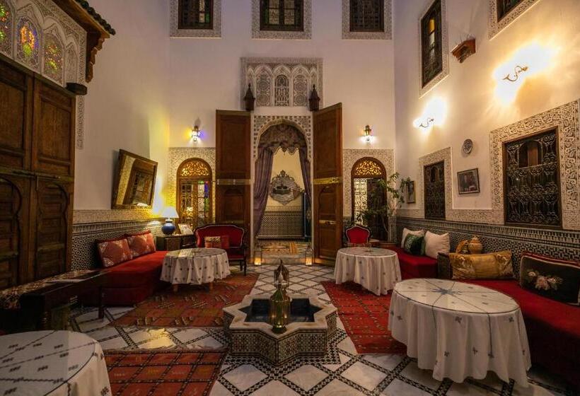 اتاق لوکس, Riad Arabella