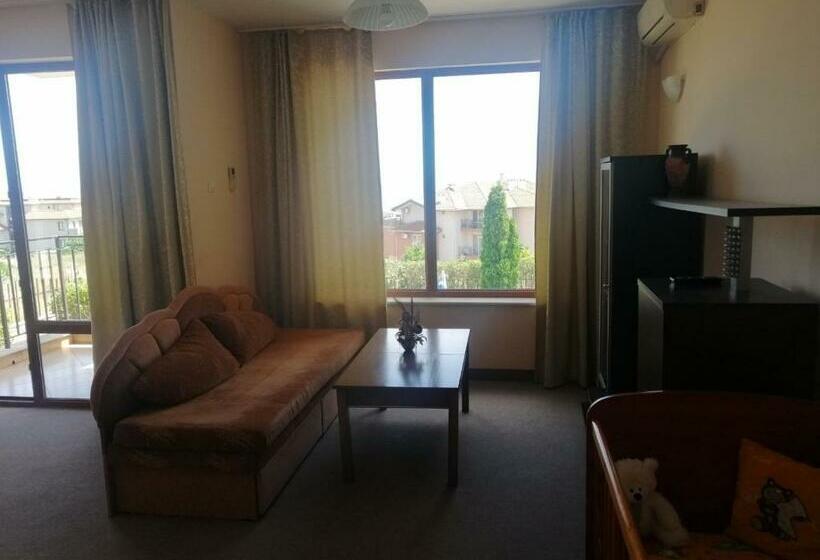 Апартаменты 1 Спальня, Villa Vega