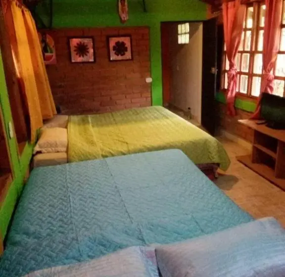 スーペリアファミリールーム, Hostal Cabañas Ave Maria
