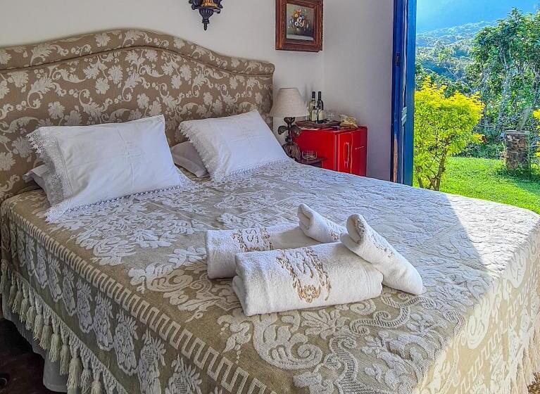 غرفة سوبيريور مطلة على الجبل, Segredo Da Serra Guest House