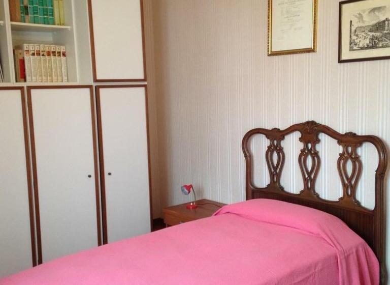 ２ベッドルームアパートメント, B&b Casa Letizia Appartamento Al Piano Terra