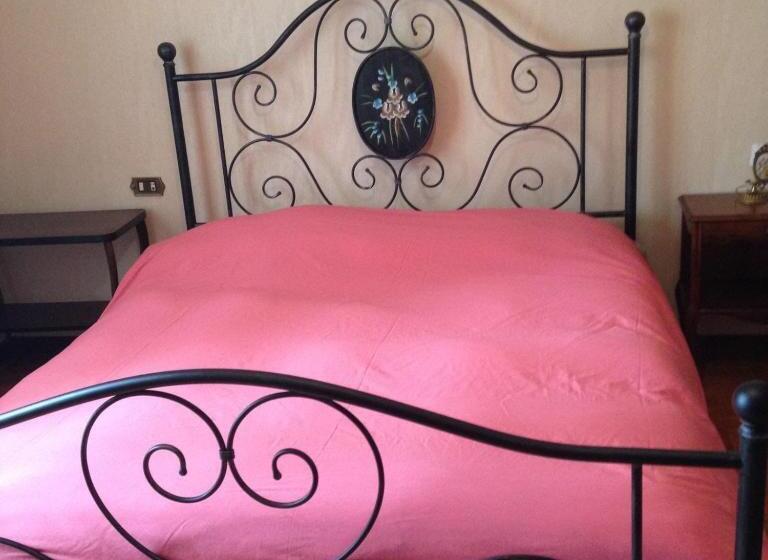 ２ベッドルームアパートメント, B&b Casa Letizia Appartamento Al Piano Terra