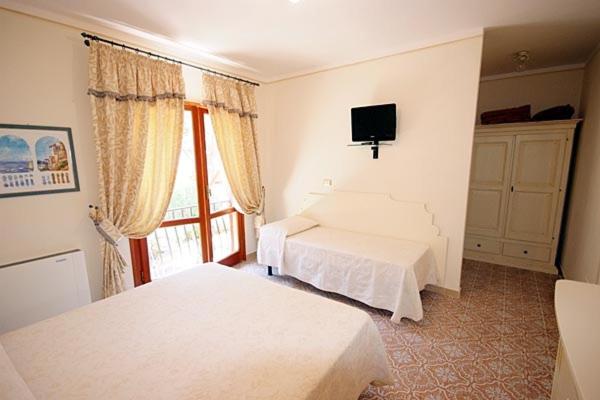 四人标准间, Villa Capitorsola