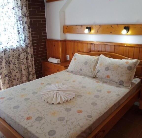 Номер Deluxe, Doctor S House
