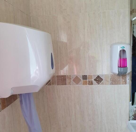 اتاق اکونومی, Tranquility