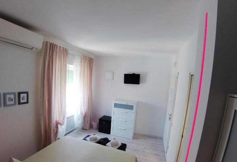 اتاق استاندارد, B&b La Maratonda