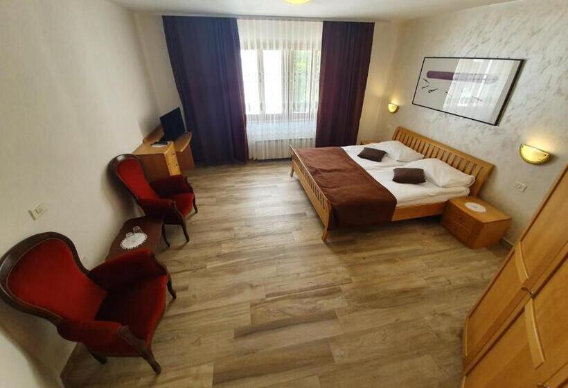 اتاق استاندارد, Restaurant And Rooms Kotlar