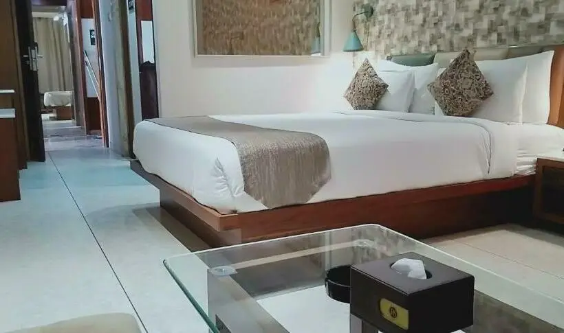 ファミリールーム, Rs Exclusive Stay & Fine Dine   Near To Akola Junction