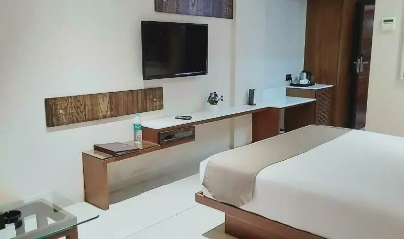 ファミリールーム, Rs Exclusive Stay & Fine Dine   Near To Akola Junction