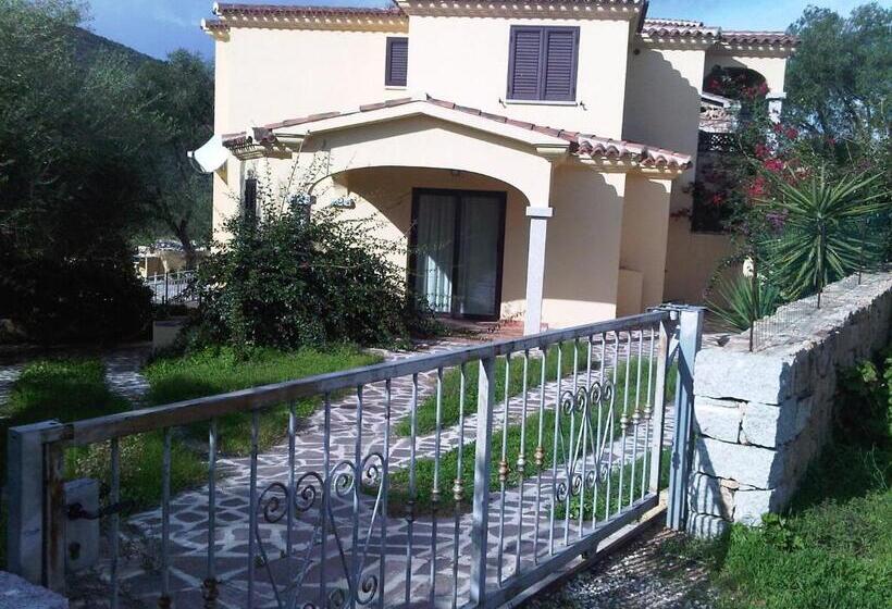 خانه 2 خوابه, Villa Dettori