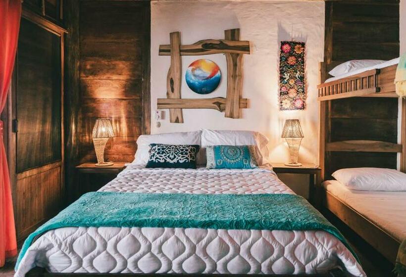 Четырехместный Номер Стандарт, Cuna Luna Hosteria