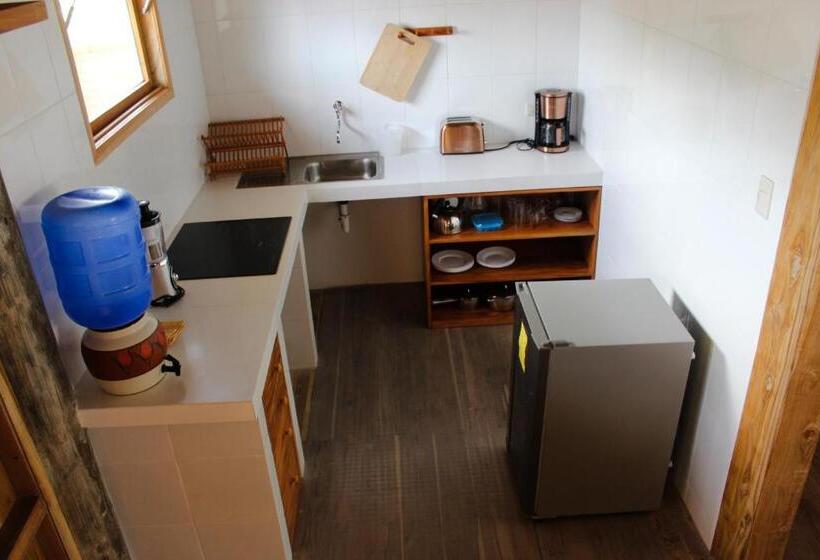 Люкс с Балконом, Cuna Luna Hosteria