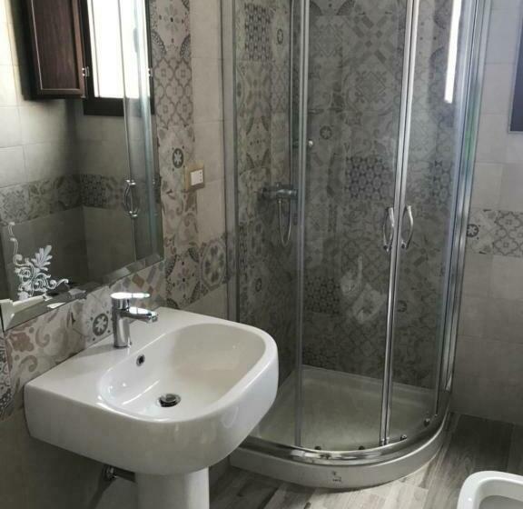 스탠다드 트리플 룸, Li Caseddi Ti Lu Cesarinu