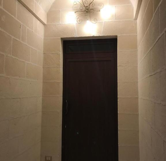 Номер Deluxe, Li Caseddi Ti Lu Cesarinu