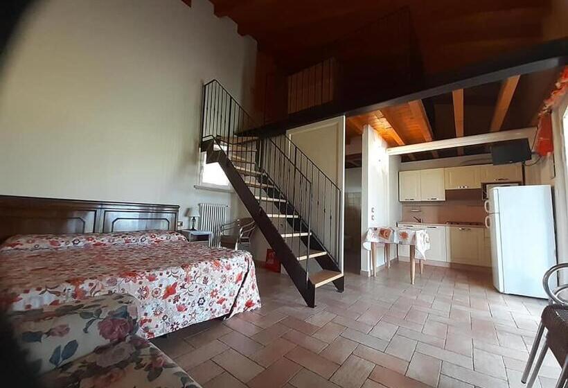 패밀리 스튜디오, Agriturismo Lizzarola