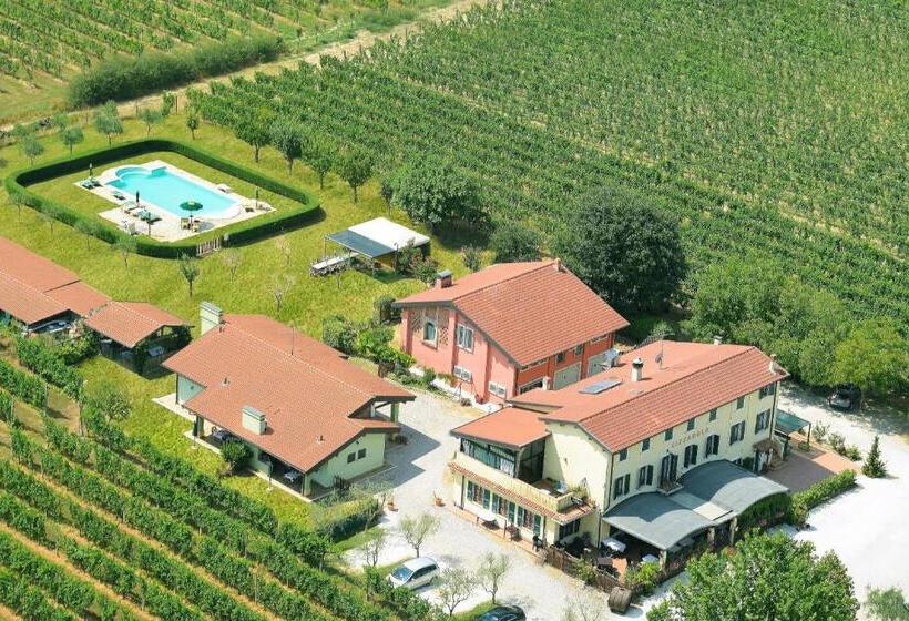 패밀리 스튜디오, Agriturismo Lizzarola