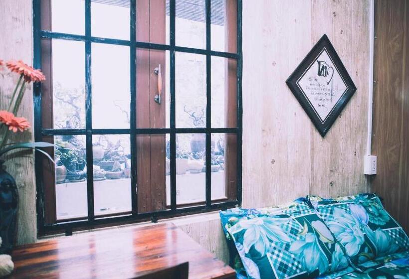 اتاق استاندارد, Rỗng Homestay