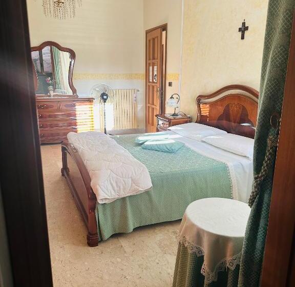 اتاق استاندارد با چشم‌انداز باغ, B&b Antica Forneria