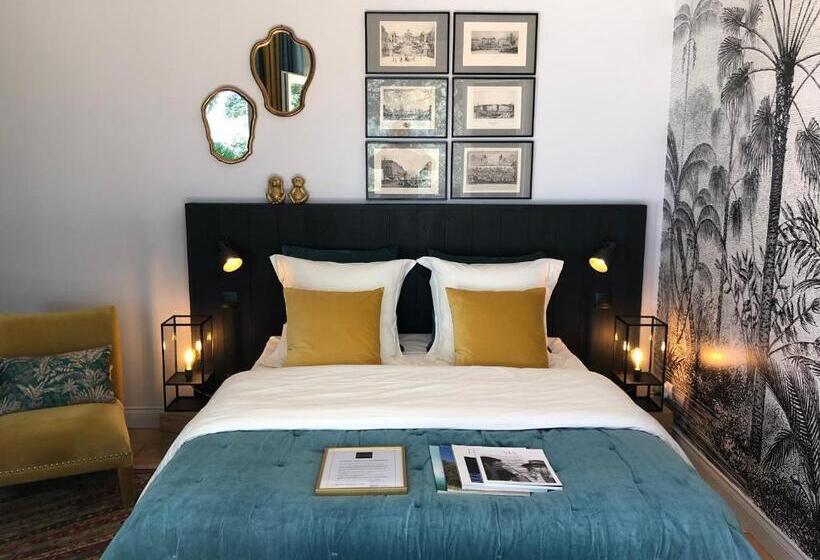 חדר סטנדרט עם מיטת קינג, Les Aurochs