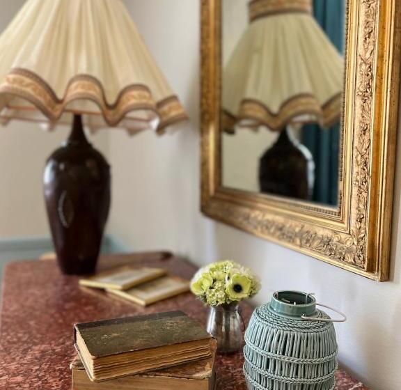 סוויטה נוף לגינה, Les Aurochs