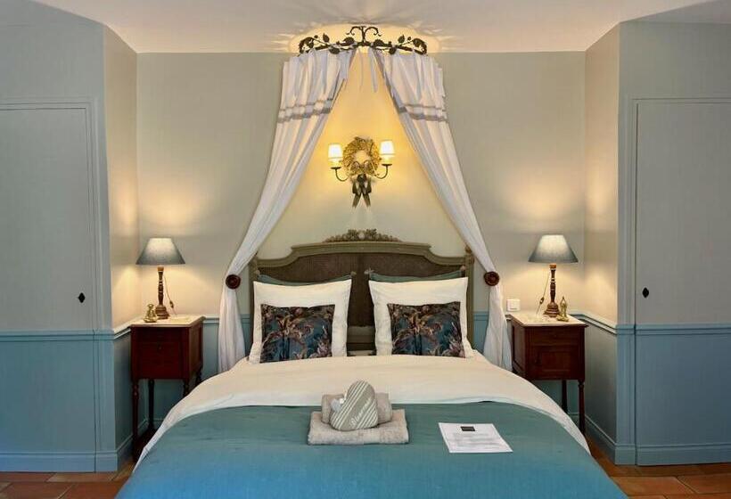 סוויטה נוף לגינה, Les Aurochs