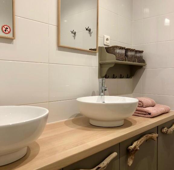 בית, 2 חדרי שינה, Les Aurochs