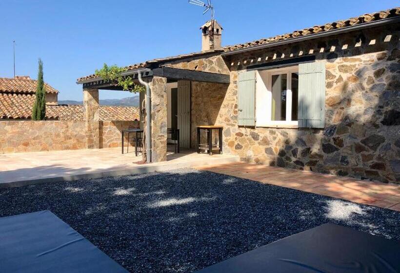 בית, 2 חדרי שינה, Les Aurochs