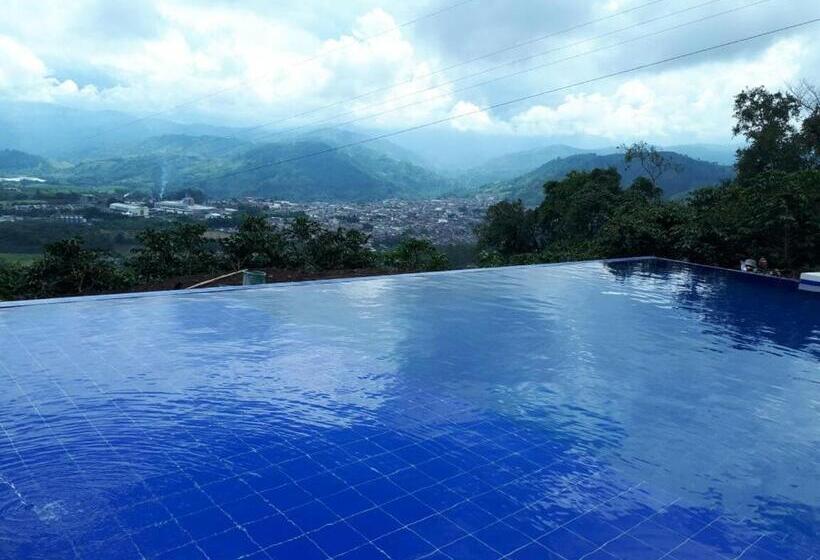 디럭스 룸, Finca Hotel Villa Clara