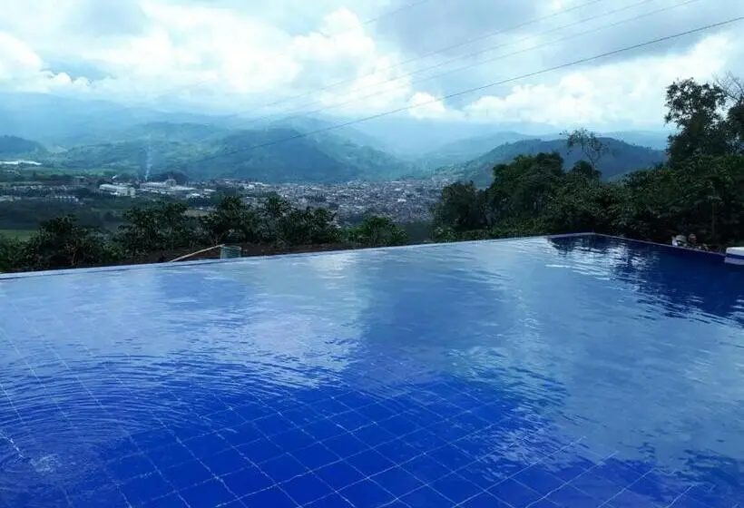 バルコニー付きデラックスルーム, Finca Hotel Villa Clara