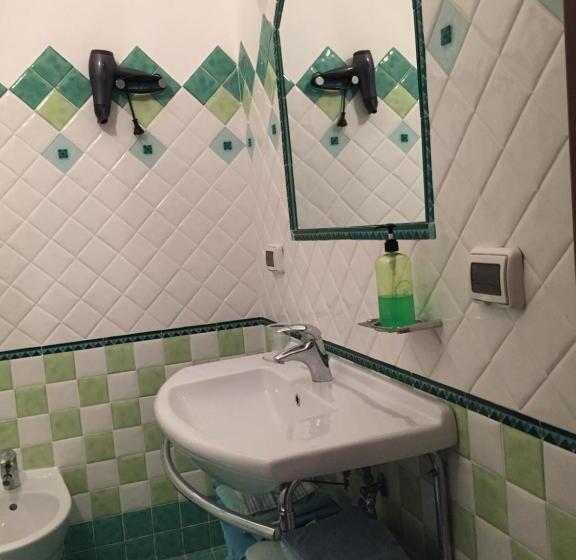 Номер Deluxe, Gr B&b