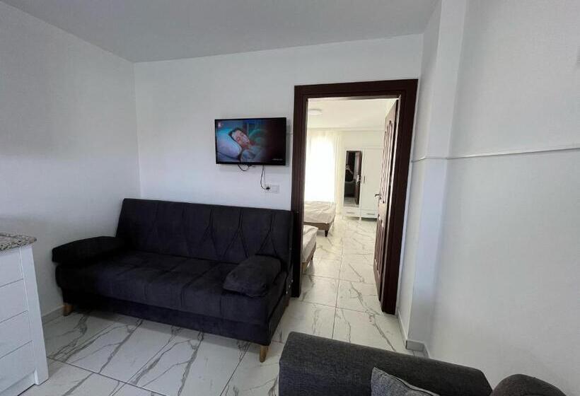 استودیوی استاندارد, Oğuz Apart