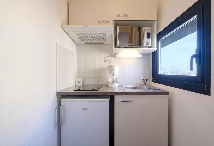 ダブルベッドのスタンダードスタジオ, All Suites Appart Hôtel Dunkerque